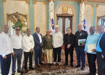 Abinader recibe ANPA en Palacio y garantiza ningún agrónomo será cancelado